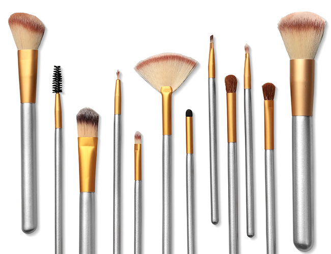 How And Why You Should Clean Your Makeup Brushes Clicks